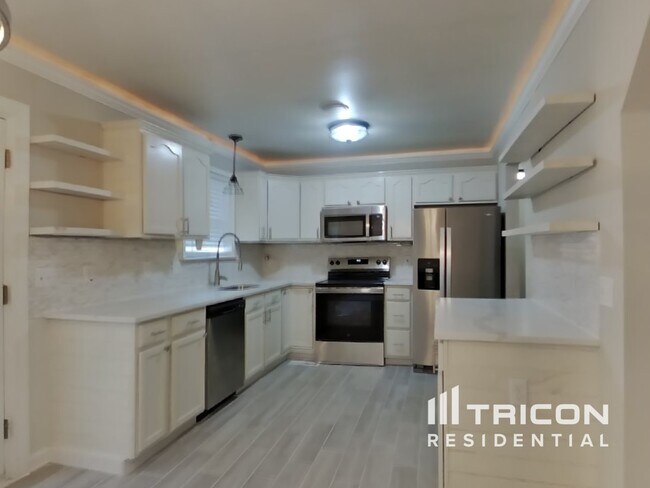 Foto del edificio - 8807 Dundee Dr