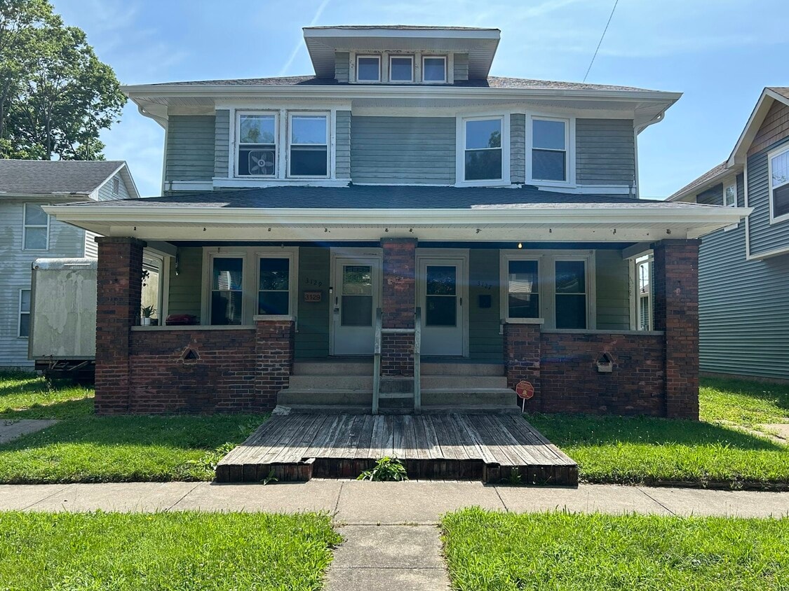 Photo - 3127 North Kenwood Avenue, Unit 3127