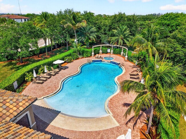 Building Photo - 9062 Gulf Cove Dr