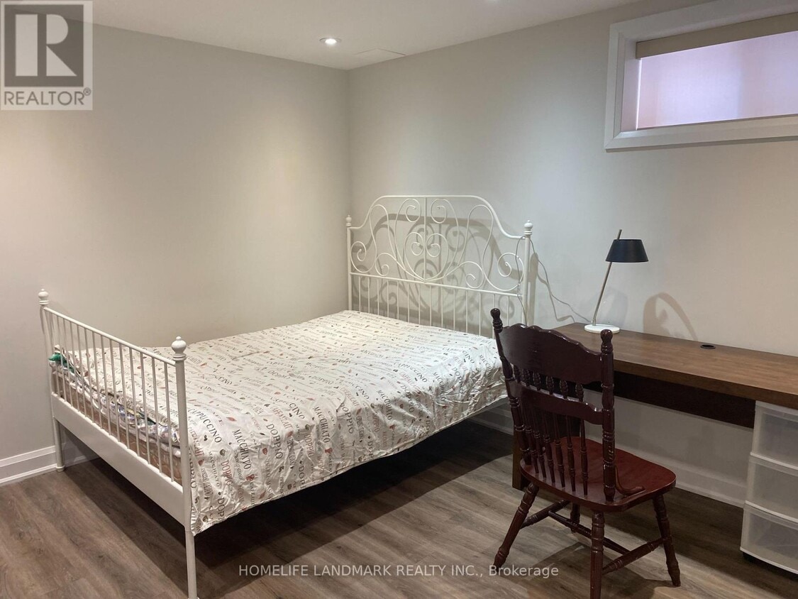 Building Photo - 2251 Nena Crescent