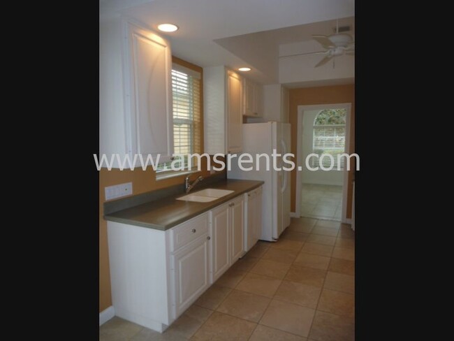 Building Photo - 11784 Eagle Ray Ln