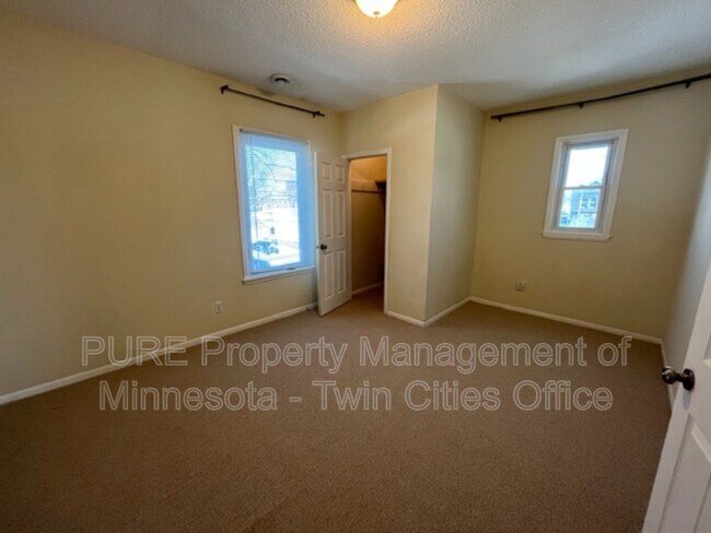 Building Photo - 1181 Ross Ave