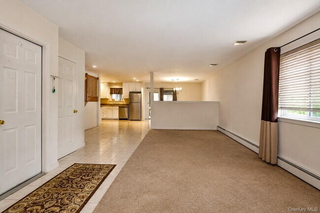 Building Photo - 263 Tamerisk Ln
