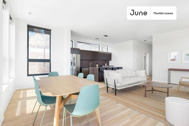 Foto del edificio - 2122 S Hoyne Ave