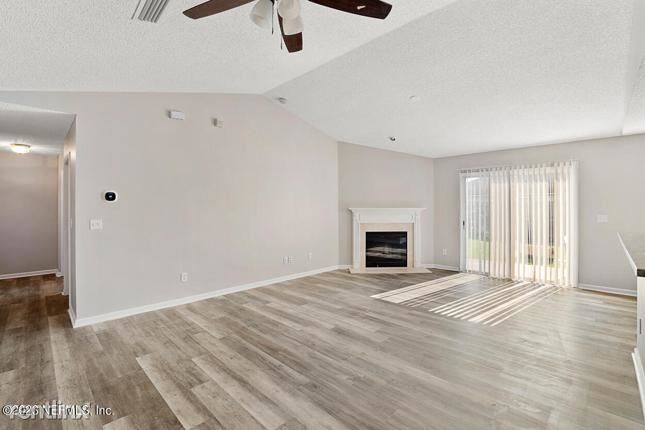 Building Photo - 3 br, 2 bath House - 6454 R Silk Leaf Ln