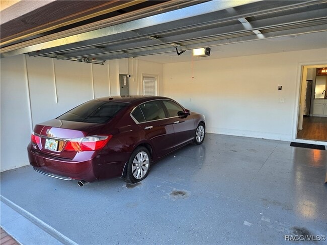 Building Photo - 9322 S DEER Pk Dr