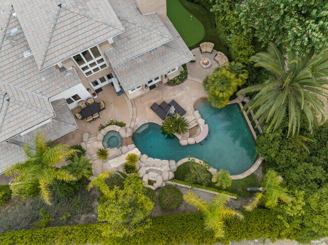 Foto del edificio - 1653 Vista Oaks Way