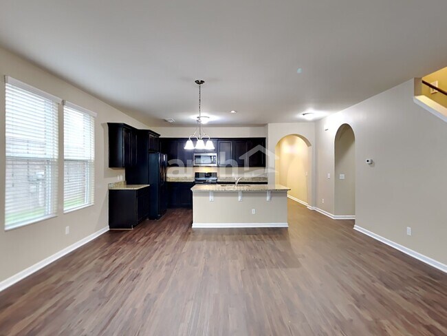 Foto del edificio - 407 Dunnwood Ct