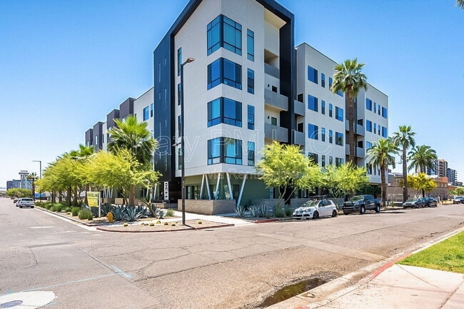 Photo - 1130 N 2nd St Apartment