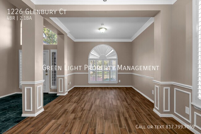 Foto del edificio - 1226 Glenbury Ct