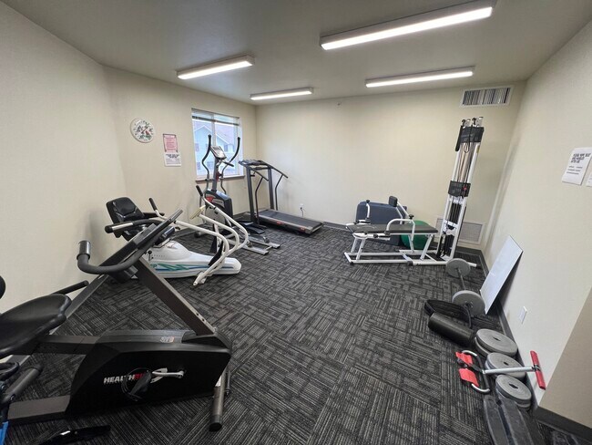 Gimnasio - Bridger Peaks