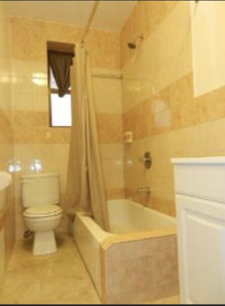 Foto del edificio - 3094 Brighton 5th St