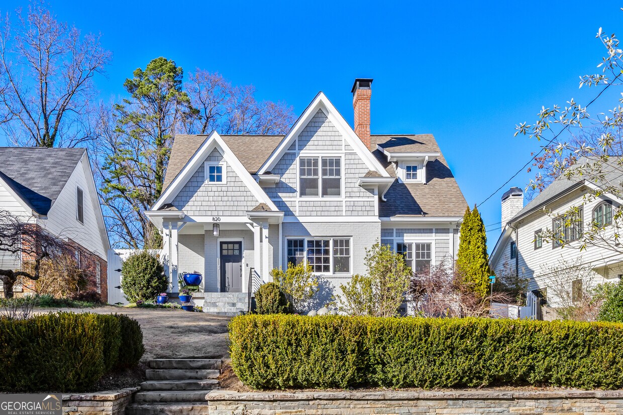 Primary Photo - 820 Hillpine Dr NE