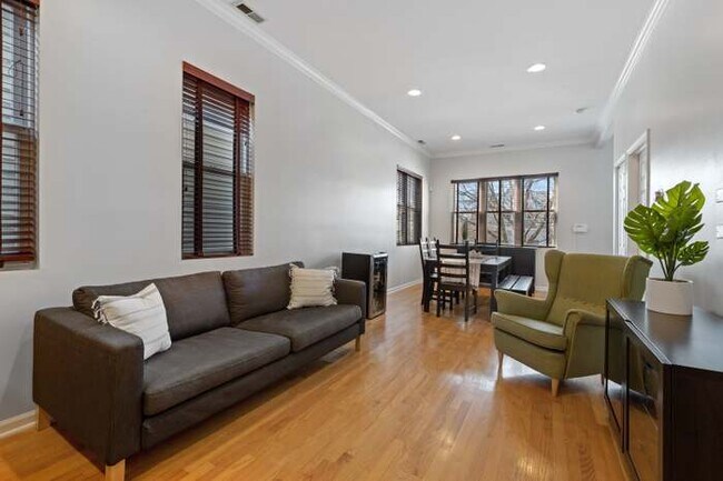 Living and Dining - 2621 N Drake Ave