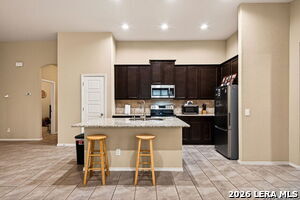 Foto del edificio - 8311 Prickly Oak