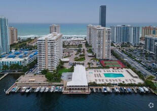 Building Photo - 1965 S Ocean Dr