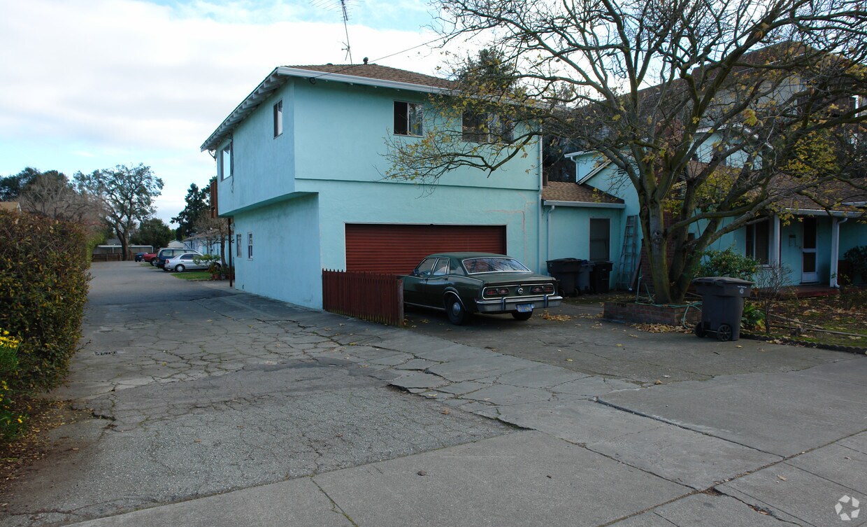 Primary Photo - 291 Escuela Ave