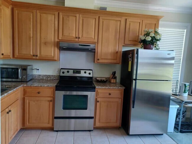Foto del edificio - 3134 Baringer Hill Dr