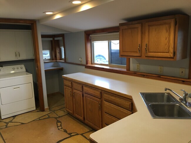 Kitchen - 1159 5th Ave SW