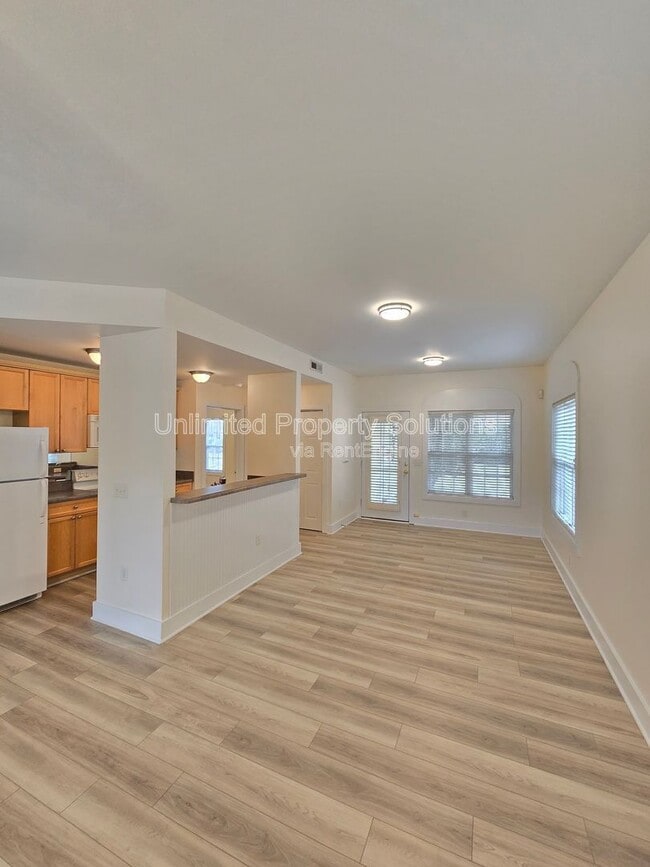 Building Photo - 2306 Wrightsville Ave