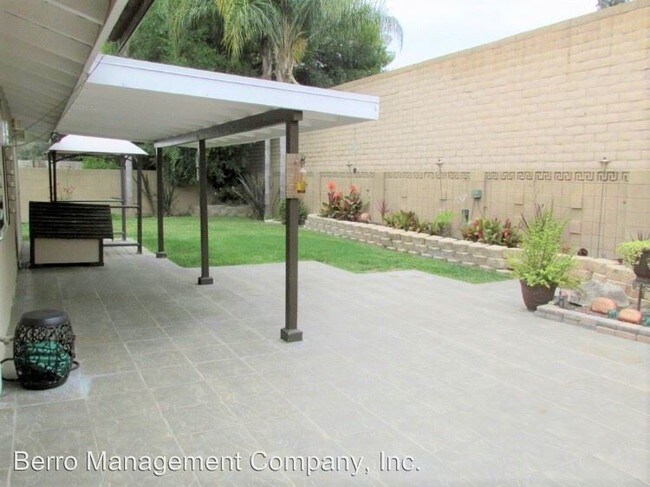 Foto del edificio - 3 br, 2 bath House - 7801 Tarma St.