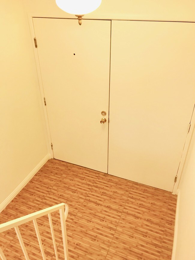 Foto del edificio - 4189 Vineland Ave