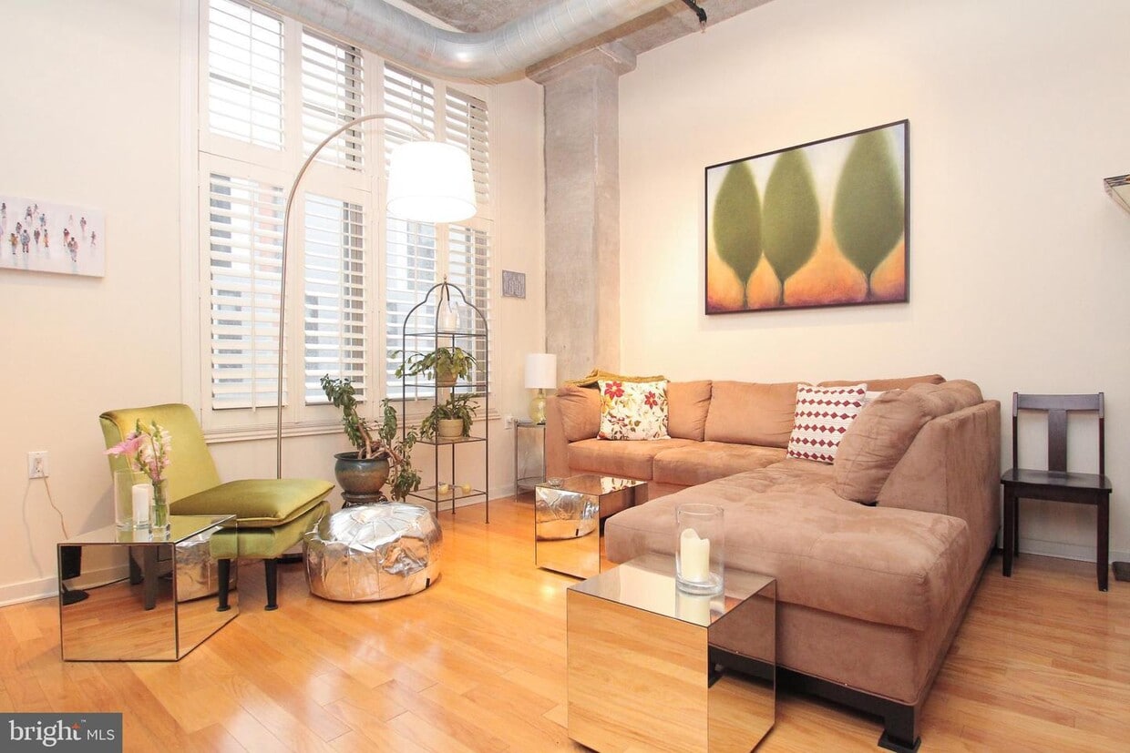Foto principal - 130 N 2nd St