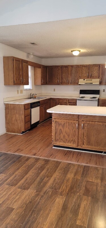 Foto principal - 1723 Teddington Dr
