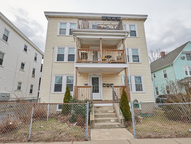 Building Photo - 543 Hyde Park Ave