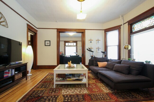 Foto del edificio - 2100 27th Ave S