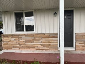 Building Photo - 10524 Farm Rd 2180