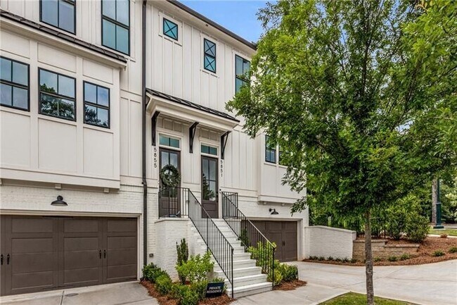 Foto del edificio - 5851 Westin Rd