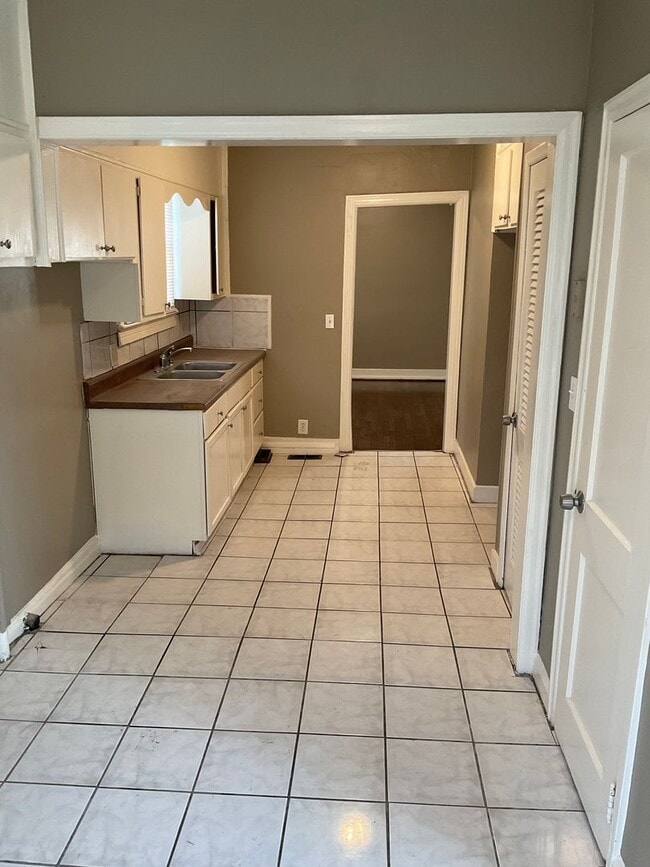 Foto del edificio - 920 47th St Ensley