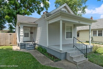 Building Photo - 933 Dresden Ave