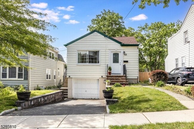 Building Photo - 33 Linden Ave