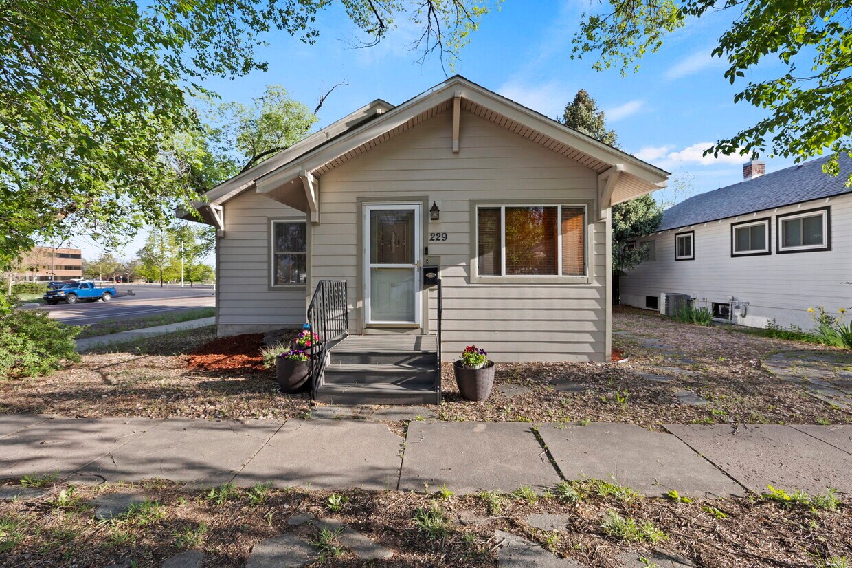 Photo - 229 E Washington St (Colorado Springs, CO)