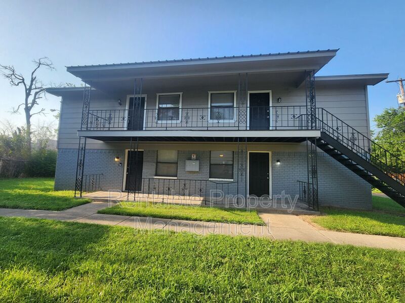 505 N Morris St Unit 6, Terrell, TX 75160 Condo for Rent in Terrell