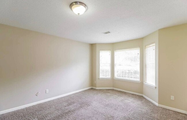 Building Photo - 6849 Fireside Ln