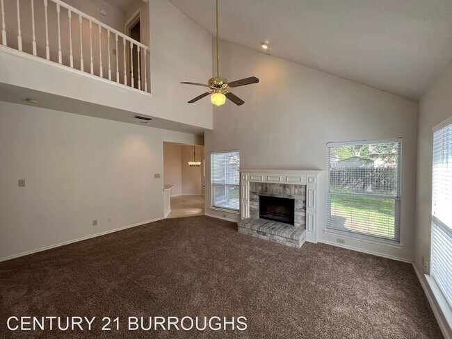 Foto del edificio - 3 br, 2.5 bath House - 5839 Spring Square