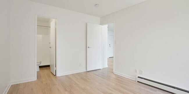 Foto del edificio - 1000 W Moorhead Cir