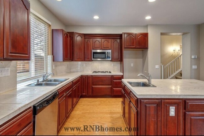 Foto del edificio - 4050 Aitken Dairy Rd