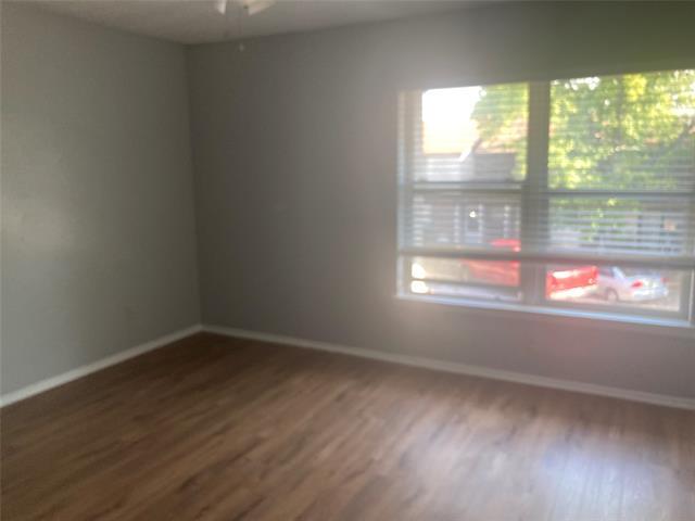Foto del edificio - 240 Rolling Hills Pl