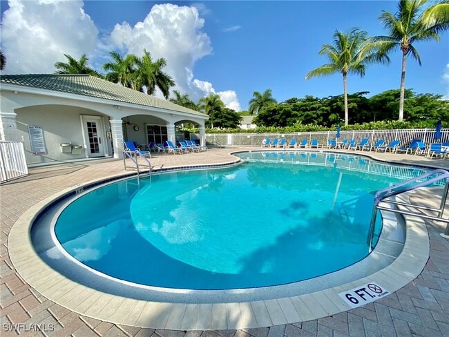 Building Photo - 8151 Pacific Beach Dr