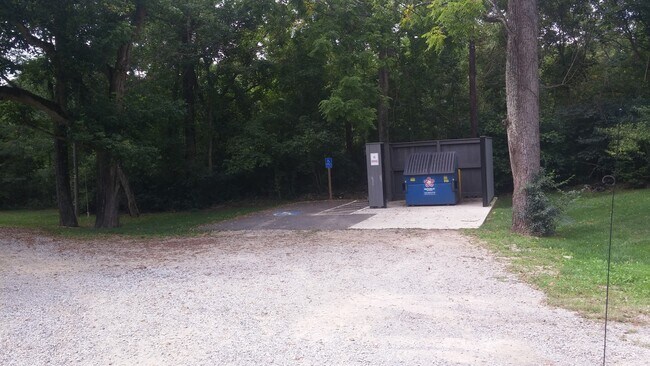 Foto del edificio - 3145 Hillman Ln