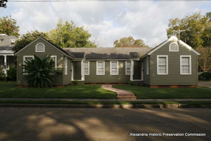 1906 White St, Alexandria, LA 71301 Condo for Rent in Alexandria, LA