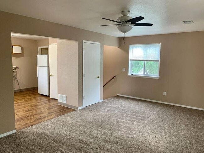 Photo - RENOVATED and SPACIOUS 3 bed and 1.5 bath Apartment!!