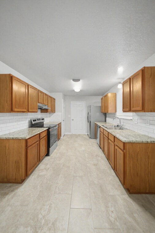 Foto del edificio - 214 Cedar Ridge Dr