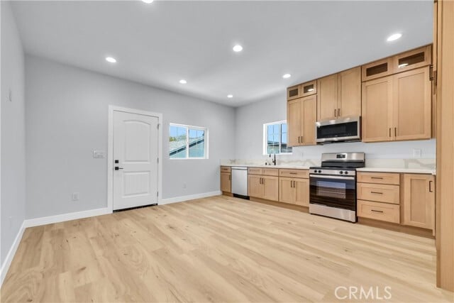 Building Photo - 114 N Cornell Ave