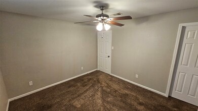 Building Photo - 10934 Spanish Grant Dr