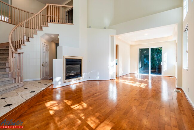 Foto del edificio - 3760 Benton St